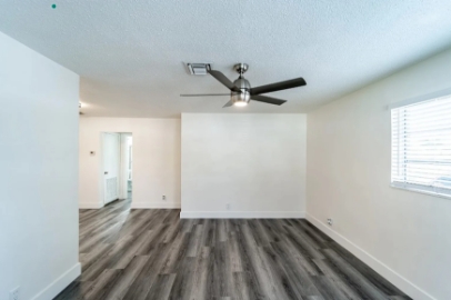 4130 Southwest 24th Court-2